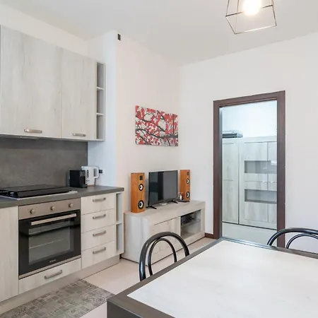 Апартаменты La Casa Di Ange Лекко