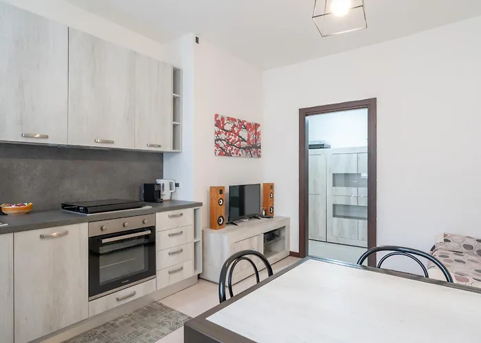 Апартаменты La Casa Di Ange Лекко